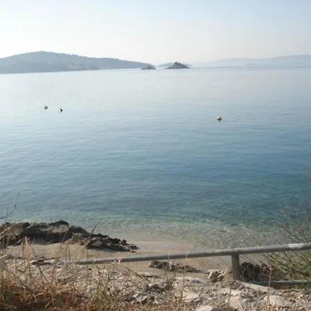 Ante - 80 M From Sea Apartment Seget Vranjica